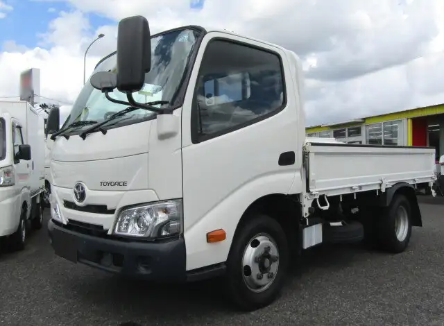 トヨタ トヨエース 小型 平ボディ 2RG-XZC605 H31/R1の中古トラック画像1