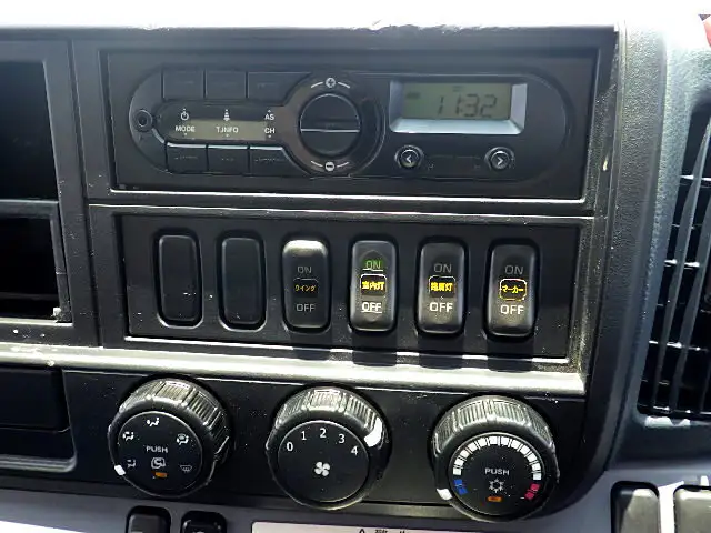 三菱 キャンター 小型 ウイング TKG-FED90 H28の中古トラック画像13