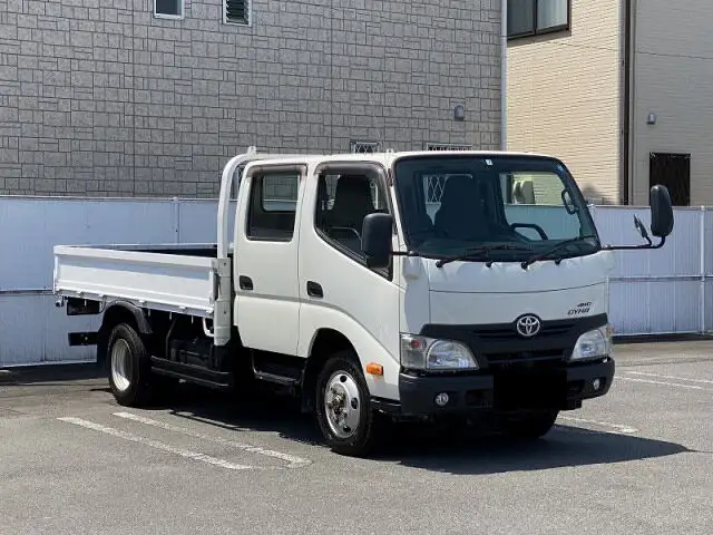 トヨタ ダイナ 小型 平ボディ Wキャブ SKG-XZU695の中古トラック画像2