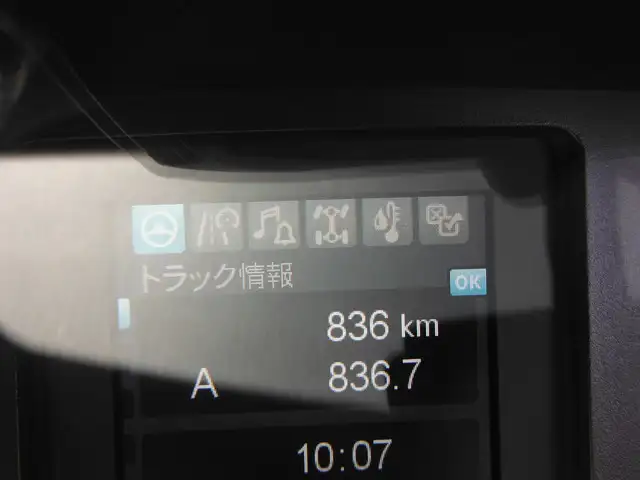 三菱 ファイター 中型/増トン ウイング ベッド 2KG-FK62Fの中古トラック画像8