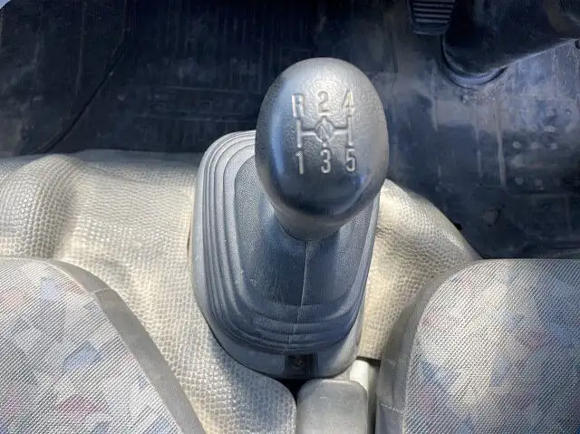 いすゞ エルフ 小型 平ボディ KR-NKR81EA H16の中古トラック画像13