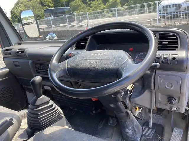 いすゞ エルフ 小型 平ボディ KR-NKR81EA H16の中古トラック画像8