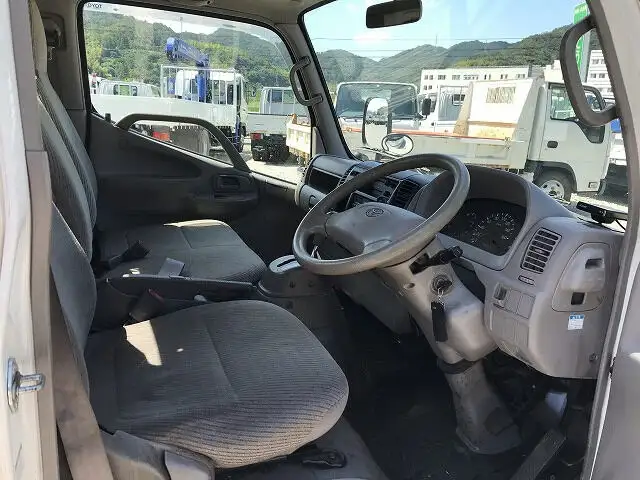 トヨタ ダイナ 小型 平ボディ GE-RZY220 H13の中古トラック画像8