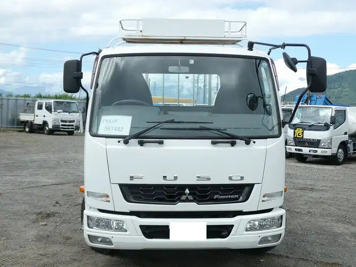 三菱 ファイター 中型/増トン 平ボディ 床鉄板 ベッドの中古トラック画像2