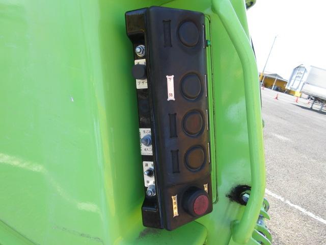 三菱 ファイター 中型 パッカー車 プレス式 ベッド｜画像13