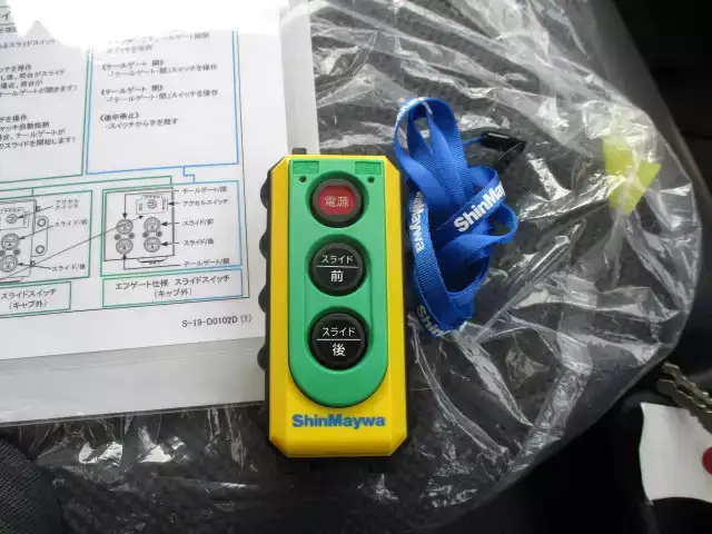 三菱 キャンター 小型 ダンプ ローダー 2RG-FBA60の中古トラック画像12