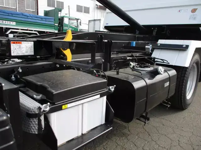 三菱 キャンター 小型 ダンプ ローダー 2RG-FBA60の中古トラック画像像17