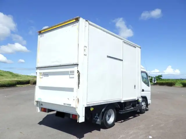 三菱 キャンター 小型 特殊車両 PA-FE72DC H17の中古トラック画像2