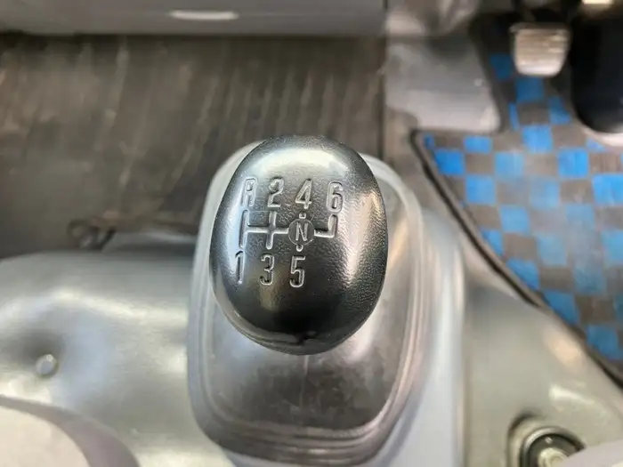 いすゞ エルフ 小型 アルミバン パワーゲート TKG-NMR85ANの中古トラック画像11