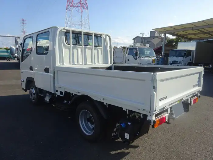 三菱 キャンター 小型 平ボディ Wキャブ 2RG-FE2ACAの中古トラック画像4