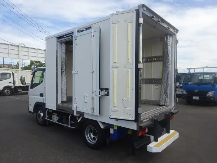 三菱 キャンター 小型 冷凍冷蔵 低温 スタンバイの中古トラック画像4