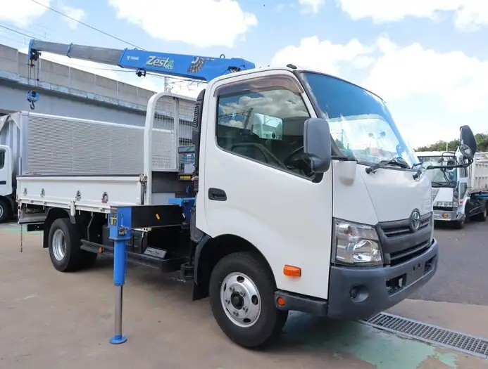 トヨタ ダイナ 小型 クレーン付 3段 ラジコンの中古トラック画像2