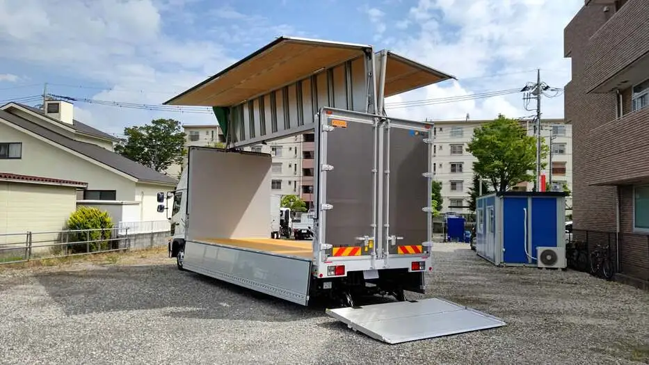 日野 レンジャー 中型/増トン ウイング パワーゲート エアサスの中古トラック画像6