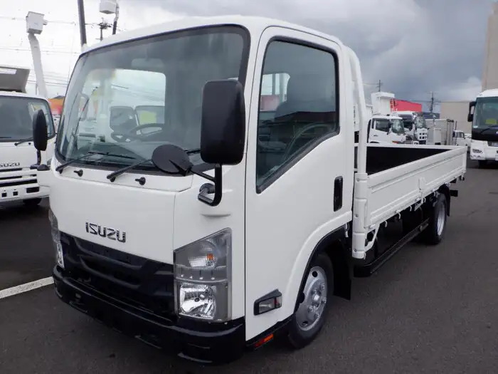 いすゞ エルフ 小型 平ボディ TPG-NLR85AR H27の中古トラック画像1