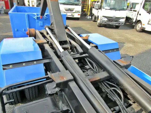 トヨタ ダイナ 小型 アームロール コンテナ付き ツインホイストの中古トラック画像14