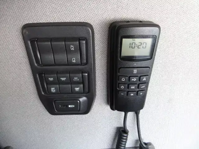 スカニア トラック 大型 トラクター ハイルーフ 1デフの中古トラック画像7