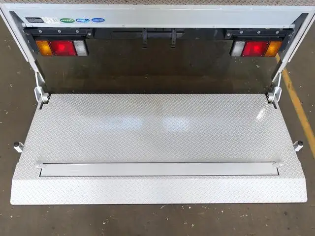 日産 アトラス 小型 アルミバン パワーゲート SKG-ALR85ANの中古トラック画像9