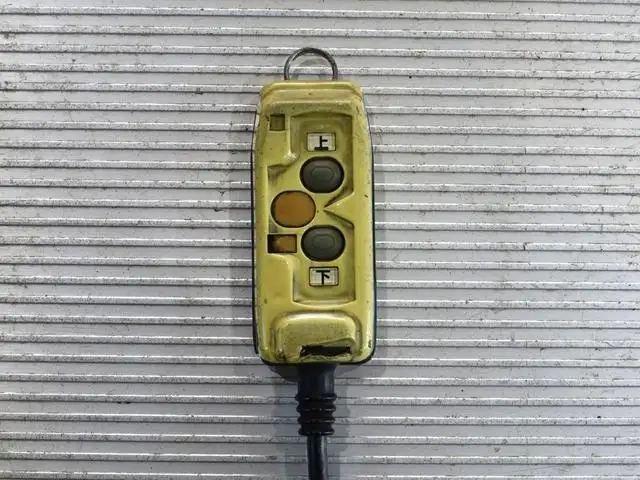 日野 デュトロ 小型 アルミバン パワーゲート 床鉄板の中古トラック画像10
