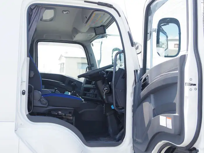 いすゞ ギガ 大型 タンク車 バルク 2PG-CYL77Cの中古トラック画像10