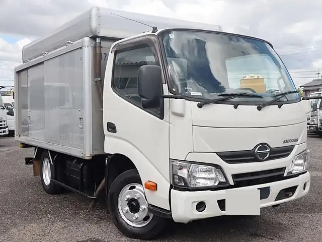 日野 デュトロ 小型 アルミバン ボトルカー サイドドアの中古トラック画像2