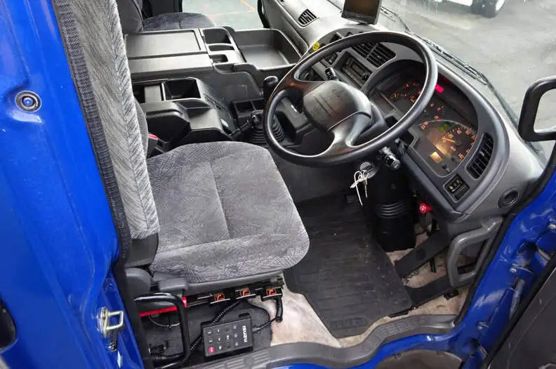 いすゞ ギガ 大型 特殊車両 KL-CXY51V3J H15の中古トラック画像9