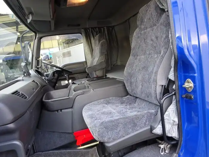 いすゞ ギガ 大型 特殊車両 KL-CXY51V3J H15の中古トラック画像10