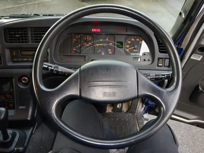 いすゞ ギガ 大型 特殊車両 KL-CXY51V3J H15の中古トラック画像11