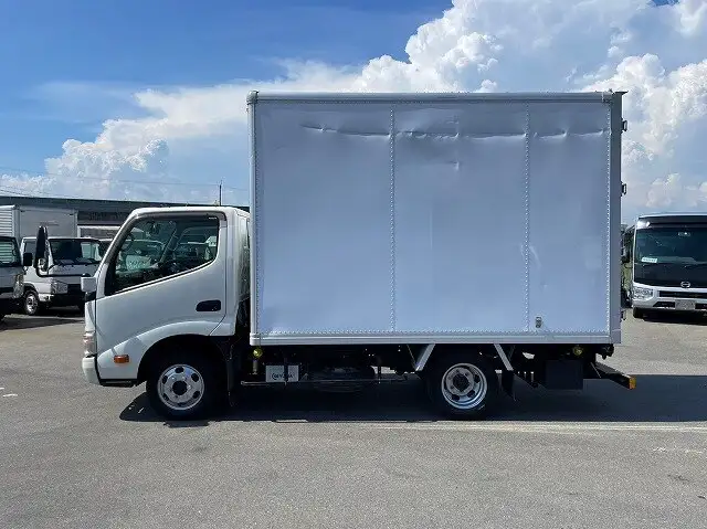 トヨタ ダイナ 小型 アルミバン LDF-KDY231 H27の中古トラック画像4