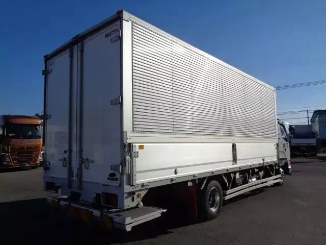 三菱 ファイター 中型/増トン ウイング パワーゲート ベッドの中古トラック画像2