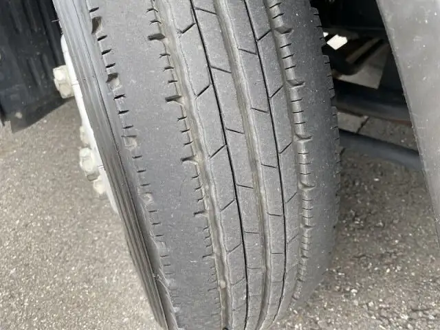 いすゞ エルフ 小型 平ボディ TKG-NMR85R H26の中古トラック画像19