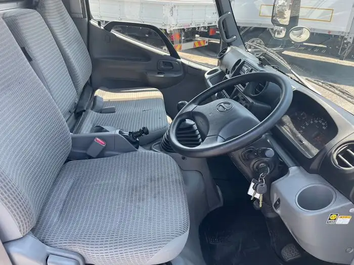 日野 デュトロ 小型 平ボディ TKG-XZU655M H31/R1の中古トラック画像8