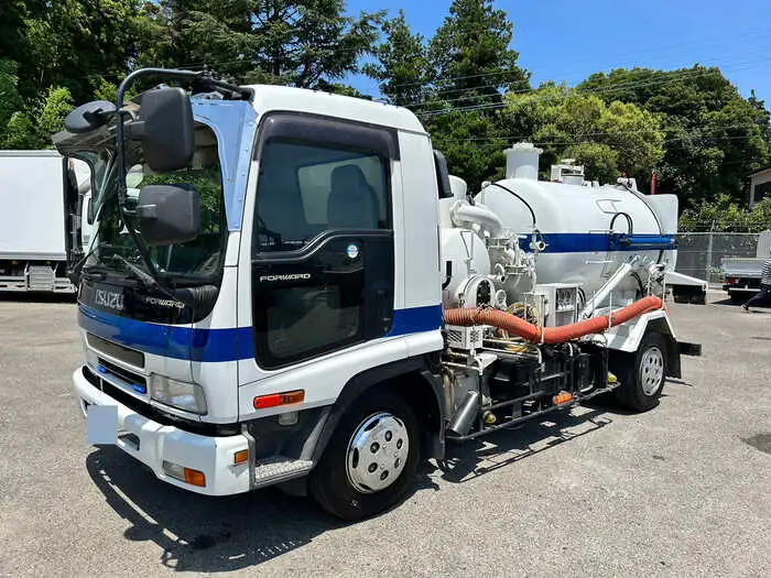 いすゞ フォワード 中型/増トン タンク車 汚泥吸引車 PB-FRR35E3Sの中古トラック画像1