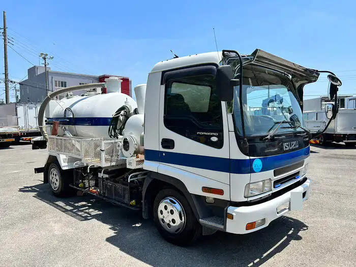 いすゞ フォワード 中型/増トン タンク車 汚泥吸引車 PB-FRR35E3Sの中古トラック画像2