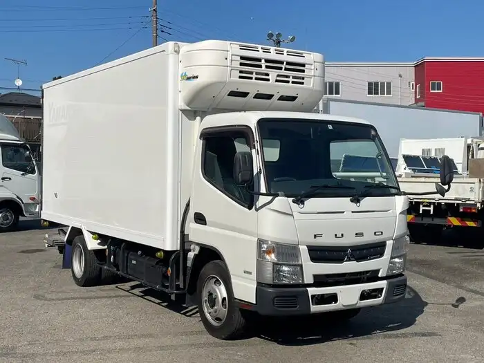 三菱 キャンター 小型 冷凍冷蔵 低温 パワーゲートの中古トラック画像2