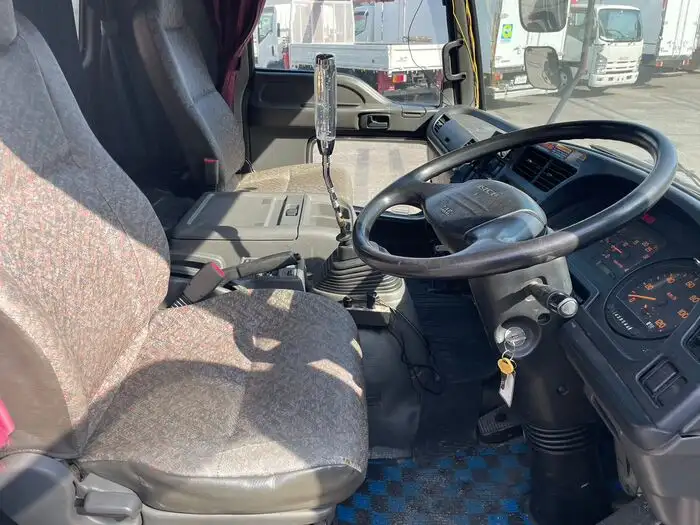 いすゞ フォワード 中型/増トン 車両重機運搬 3段クレーン ラジコンの中古トラック画像8