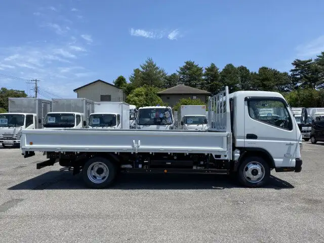 三菱 キャンター 小型 平ボディ 2RG-FEB50 R5の中古トラック画像4