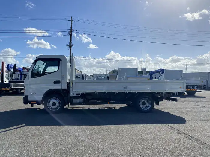 三菱 キャンター 小型 平ボディ 2RG-FEB50 R5の中古トラック画像7