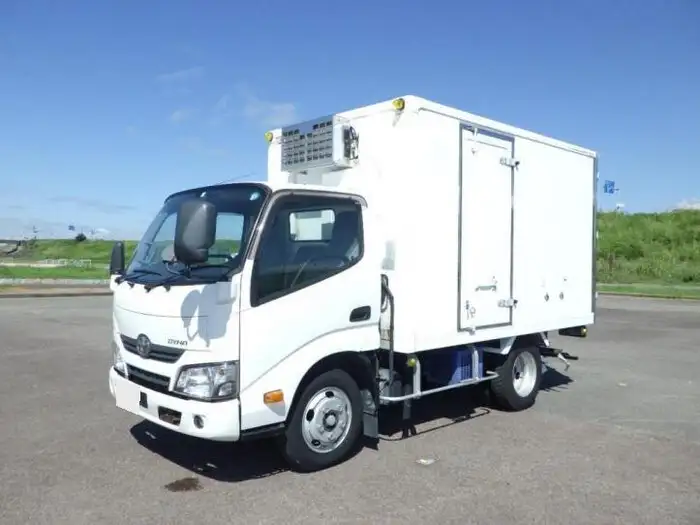 トヨタ ダイナ 小型 冷凍冷蔵 低温 スタンバイの中古トラック画像1