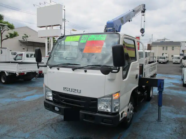 いすゞ エルフ 小型 クレーン付 3段 ラジコン の中古トラック【車両No.151717】