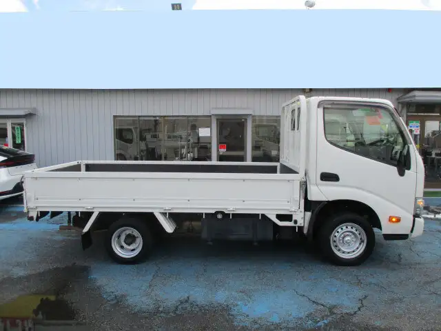 トヨタ ダイナ 小型 平ボディ ABF-TRY230 H30の中古トラック画像2