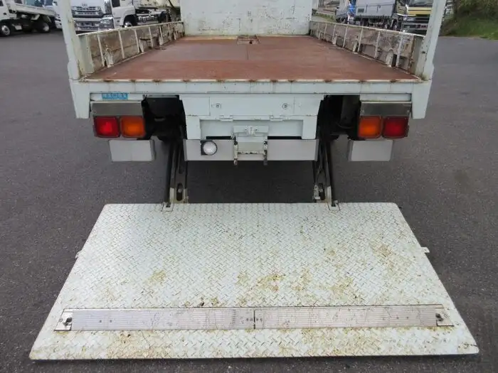 日産UD コンドル 中型/増トン 平ボディ パワーゲート 床鉄板の中古トラック画像7