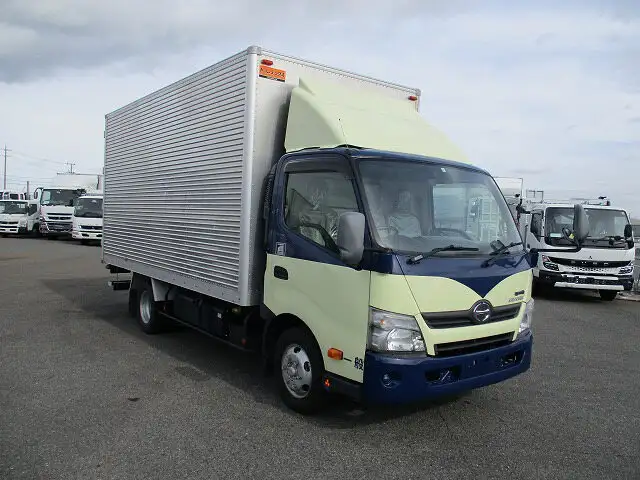 日野 デュトロ 小型 アルミバン 3枚観音 TKG-XZU710Mの中古トラック画像3