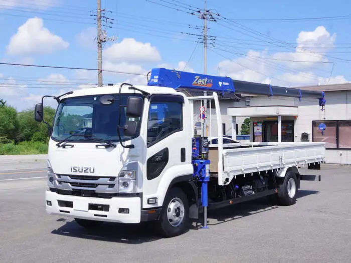 いすゞ フォワード 中型/増トン クレーン付 4段 ラジコンの中古トラック画像1