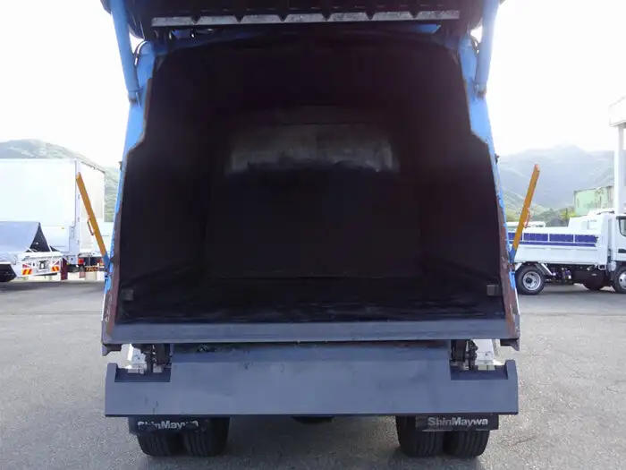 いすゞ フォワード 中型/増トン パッカー車 プレス式 ベッドの中古トラック画像5