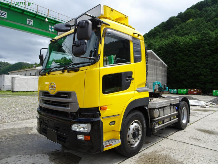 日産UD クオン 大型 トラクター QKG-GK6XAB