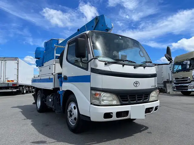 トヨタ ダイナ 小型 高所・建柱車 高所作業車 PB-XZU301Aの中古トラック画像2