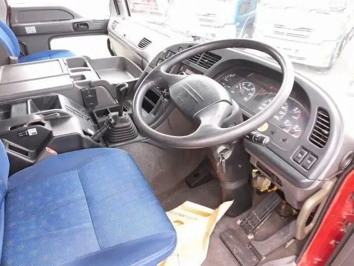 いすゞ ギガ 大型 トラクター ハイルーフ 1デフの中古トラック画像10