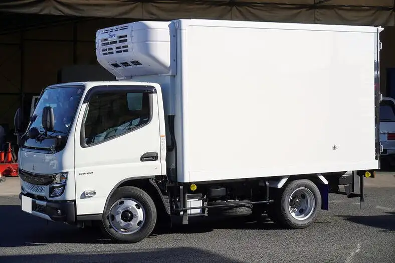 三菱 キャンター 小型 冷凍冷蔵 中温 床アルミの中古トラック画像1
