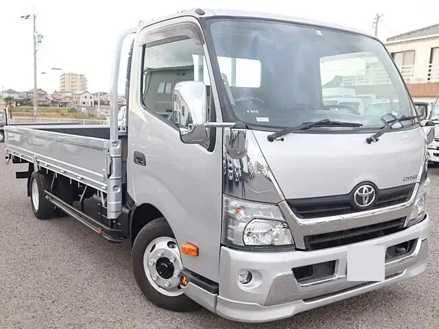 トヨタ ダイナ 小型 平ボディ TKG-XZU722 H30の中古トラック画像2