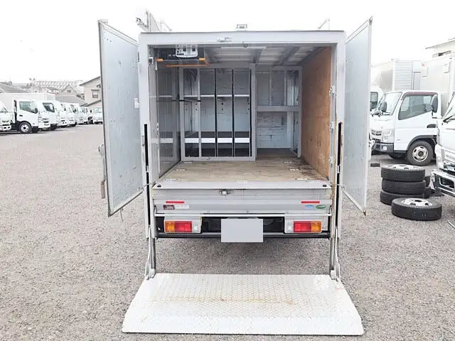 トヨタ トヨエース 小型 アルミバン ボトルカー パワーゲートの中古トラック画像7